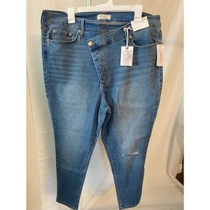 NWT Jessica Simpson jeans